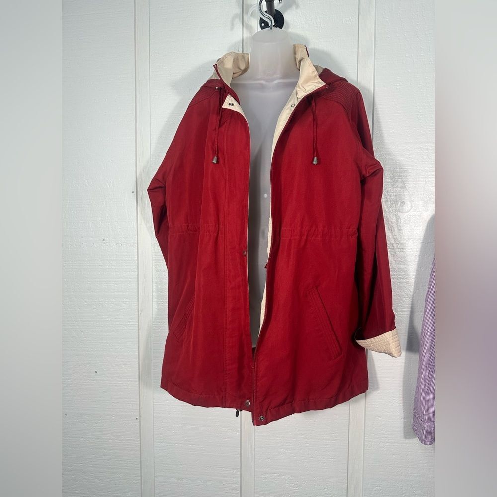 Kim Rogers Red and Tan Hooded Lightweight Rain Jacket Size Large EUC